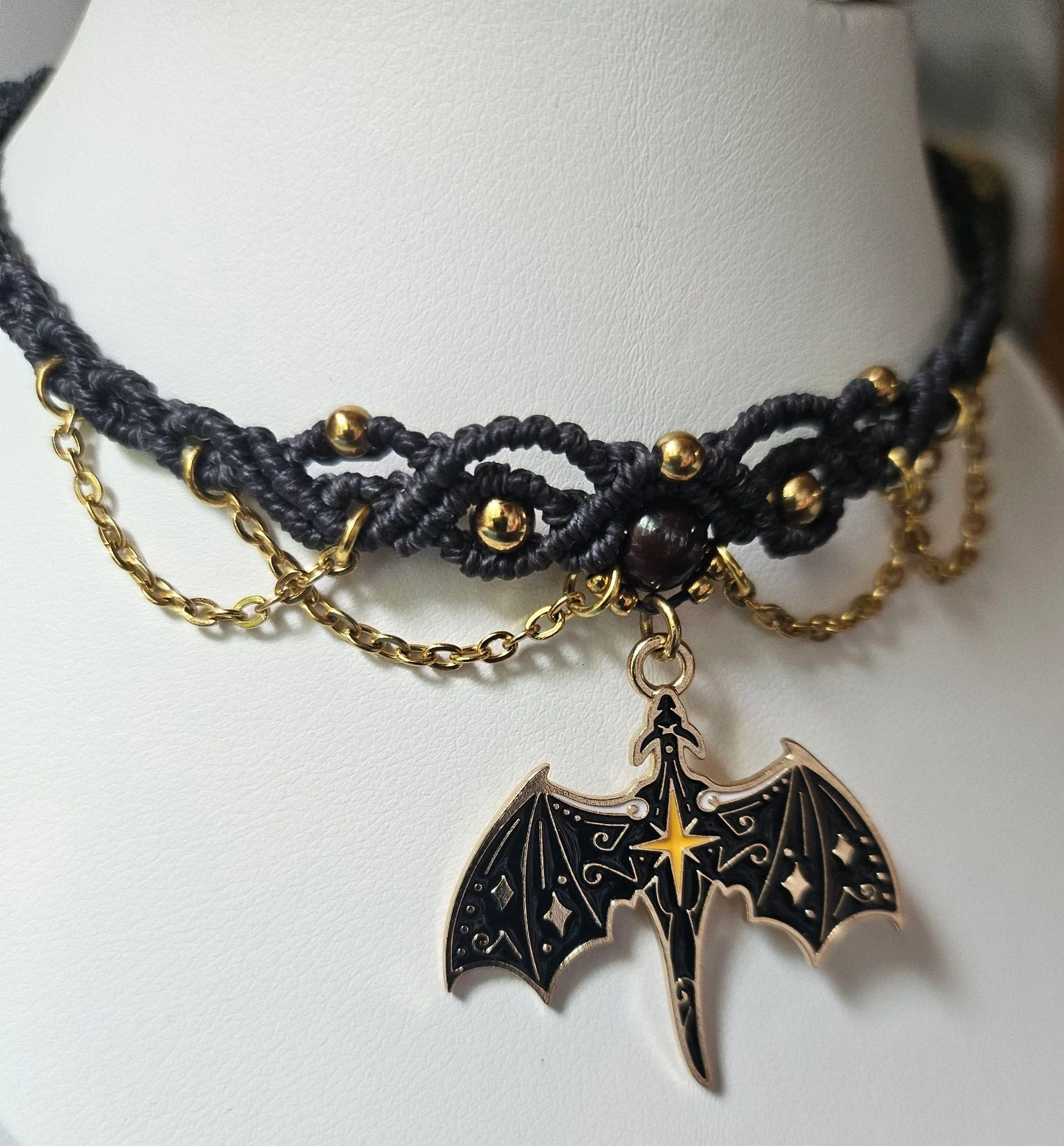 Collier micro macramé 